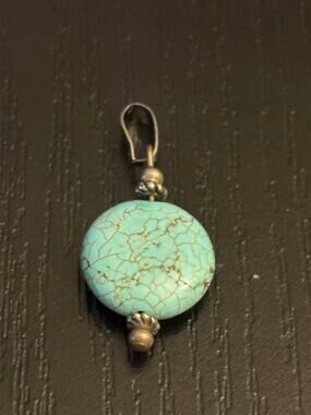 Turquoise Howlite Pendant Silver Tone Boho